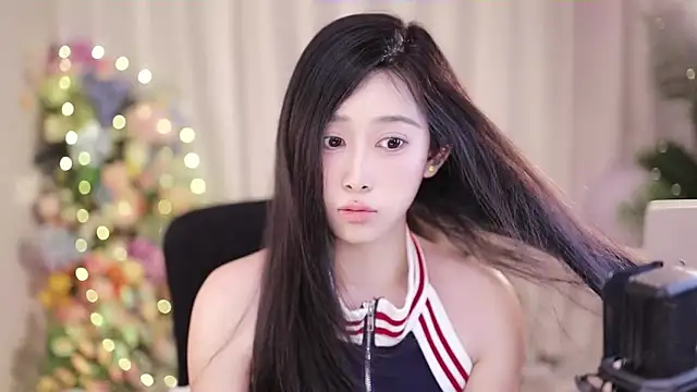 Snapshot of SleepArtist chatting on February 19, 5:05 am SleepArtist online show from February 19, 5:05 am