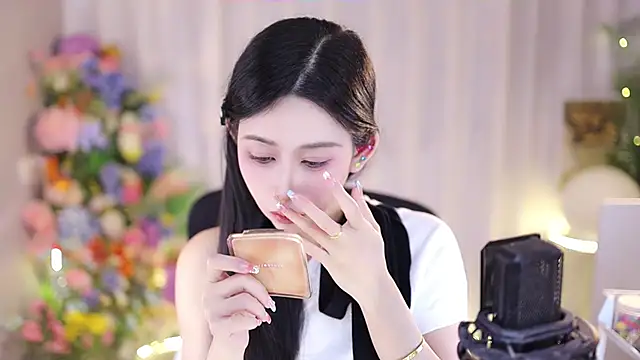 Snapshot of SleepArtist chatting on March 5, 1:28 pm SleepArtist online show from March 5, 1:28 pm