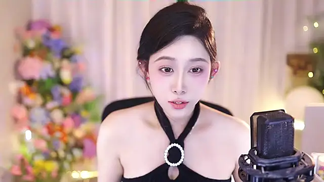 Snapshot of SleepArtist chatting on March 6, 8:16 pm SleepArtist online show from March 6, 8:16 pm