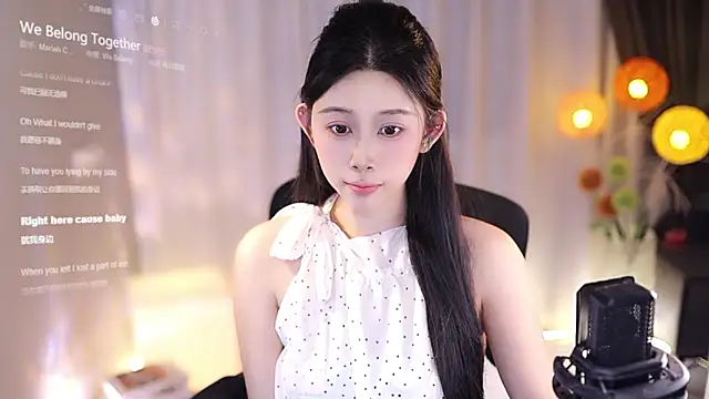 Snapshot of SleepArtist chatting on March 19, 8:23 am SleepArtist online show from March 19, 8:23 am