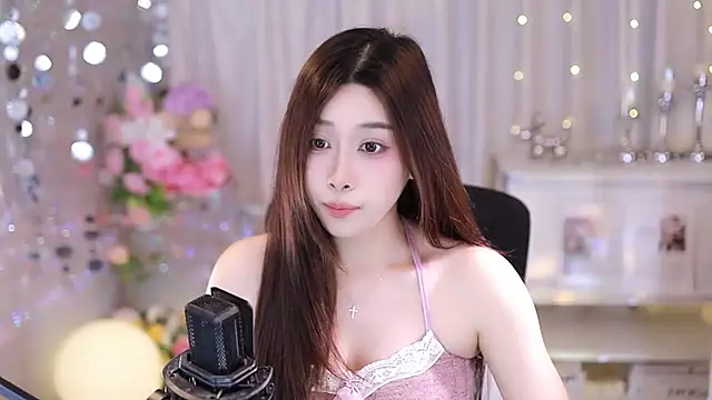 Snapshot of SleepArtist chatting on September 27, 12:48 am SleepArtist online show from September 27, 12:48 am