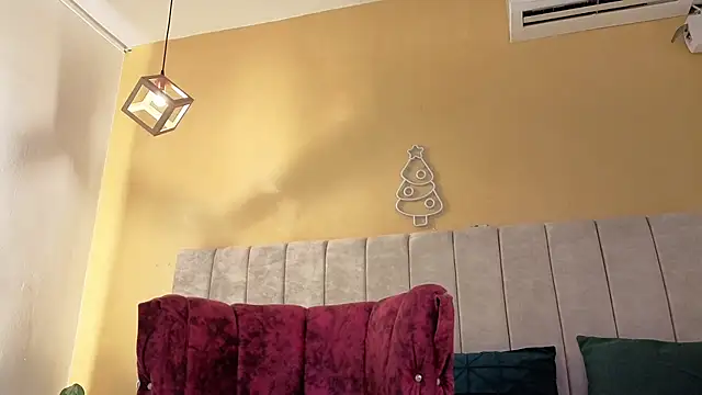 lexyfyre online show from February 20, 12:49 pm