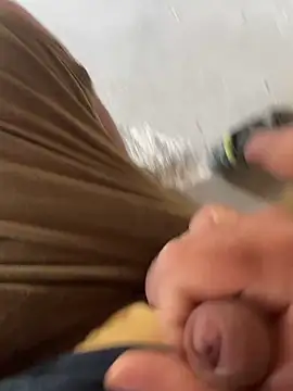 Snapshot of Angeloggaa chatting on September 15, 7:52 am Angeloggaa online show from September 15, 7:52 am