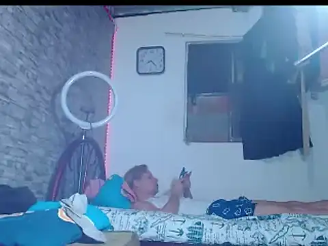 bulguehot online show from February 10, 1:24 am