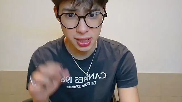 Snapshot of Jacotnk chatting on January 31, 7:23 pm Jacotnk online show from January 31, 7:23 pm