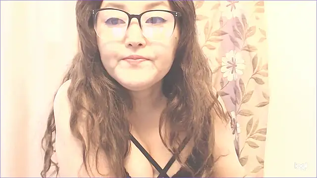 Snapshot of hrnyteacher chatting on March 14, 7:37 am hrnyteacher online show from March 14, 7:37 am