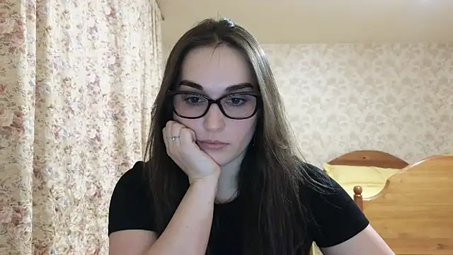 me lissa sun13 online show from February 11, 6:33 pm