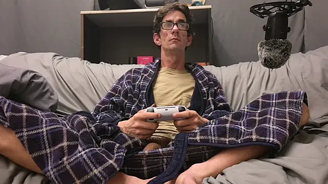 joeiandola online show from January 16, 7:01 am