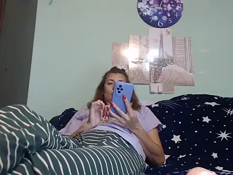 Snapshot of SexyGioconda chatting on February 13, 10:44 am SexyGioconda online show from February 13, 10:44 am