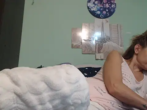 Snapshot of SexyGioconda chatting on February 13, 11:15 pm SexyGioconda online show from February 13, 11:15 pm