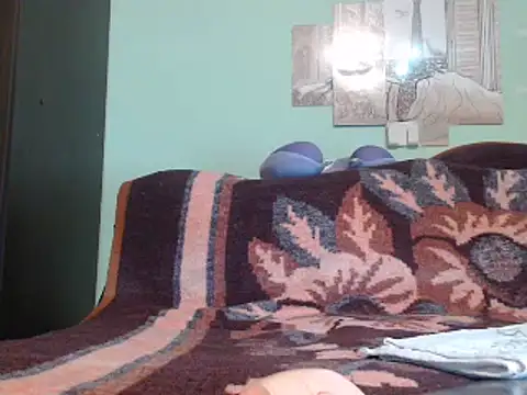 Snapshot of SexyGioconda chatting on February 17, 1:21 pm SexyGioconda online show from February 17, 1:21 pm