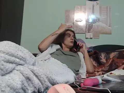 Snapshot of SexyGioconda chatting on February 19, 6:21 pm SexyGioconda online show from February 19, 6:21 pm