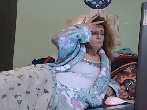 Snapshot of SexyGioconda chatting on February 21, 9:13 am SexyGioconda online show from February 21, 9:13 am