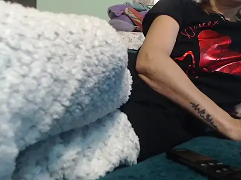 Snapshot of SexyGioconda chatting on February 22, 9:23 am SexyGioconda online show from February 22, 9:23 am