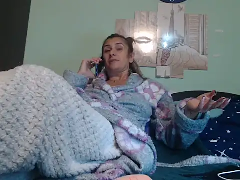 Snapshot of SexyGioconda chatting on February 22, 12:29 pm SexyGioconda online show from February 22, 12:29 pm