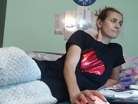 Snapshot of SexyGioconda chatting on March 3, 4:56 pm SexyGioconda online show from March 3, 4:56 pm