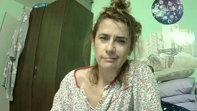 Snapshot of SexyGioconda chatting on September 15, 8:25 am SexyGioconda online show from September 15, 8:25 am