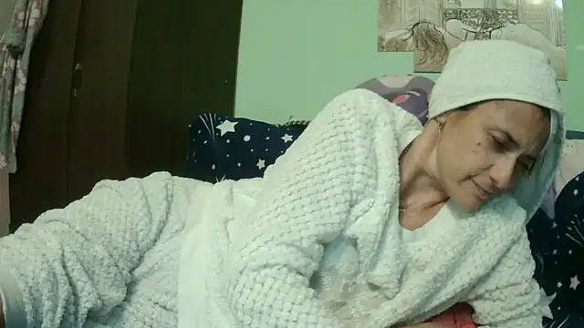 Snapshot of SexyGioconda chatting on September 15, 8:31 pm SexyGioconda online show from September 15, 8:31 pm