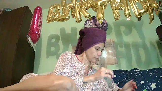 Snapshot of SexyGioconda chatting on September 27, 5:07 pm SexyGioconda online show from September 27, 5:07 pm