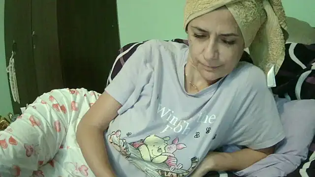 Snapshot of SexyGioconda chatting on October 25, 10:12 am SexyGioconda online show from October 25, 10:12 am