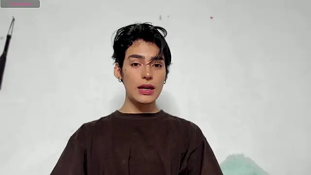 Snapshot of sebas_rose chatting on December 16, 10:45 pm sebas rose online show from December 16, 10:45 pm