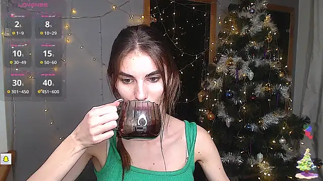 EmmyGreans online show from December 12, 3:59 pm