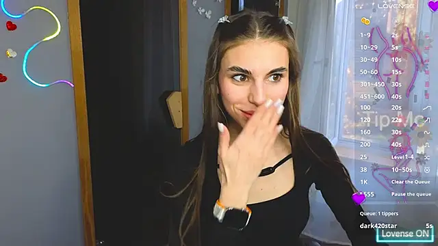 EmmyGreans online show from March 7, 12:34 pm