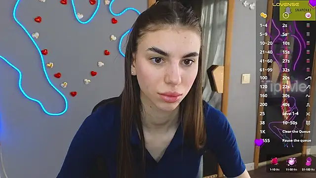 EmmyGreans online show from March 21, 6:27 am