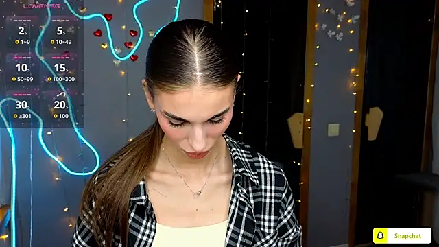 EmmyGreans online show from September 25, 11:36 am