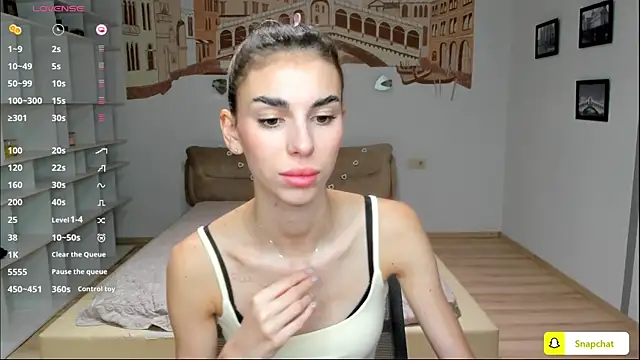 EmmyGreans online show from October 10, 5:39 am