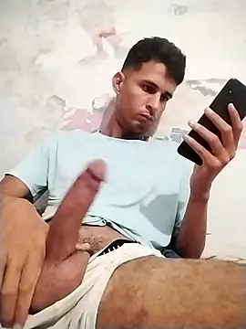 Snapshot of Avelics chatting on March 21, 11:12 am Avelics online show from March 21, 11:12 am