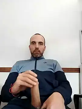 leon3875 online show from December 13, 3:54 pm