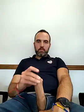 leon3875 online show from February 6, 3:20 pm