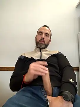 leon3875 online show from October 8, 3:42 pm