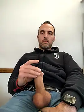 leon3875 online show from October 15, 3:23 pm