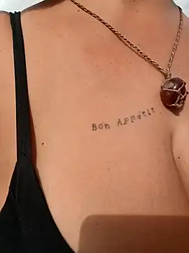 Escarlate4you  online show from December 3, 10:50 am