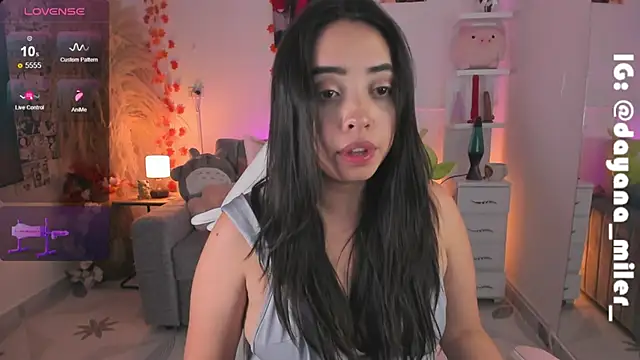  dayana miler online show from December 7, 4:09 am