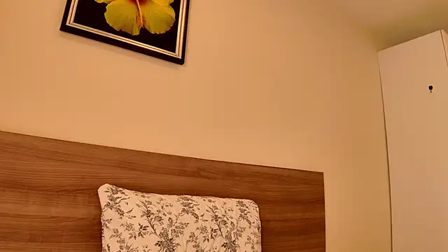 sun place online show from February 28, 7:26 am