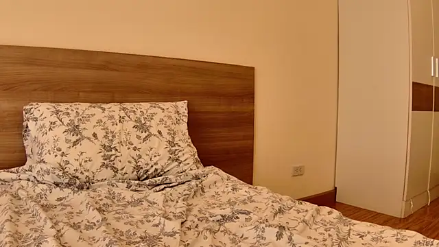 sun place online show from March 18, 6:25 am