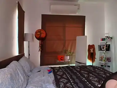 Snapshot of juicyshow_ chatting on October 15, 1:06 am juicyshow online show from October 15, 1:06 am