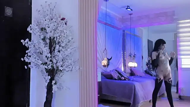 zephirahabney online show from February 27, 8:42 pm