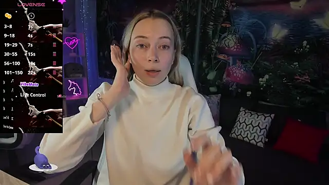 TiffanyBatson online show from March 11, 6:32 am