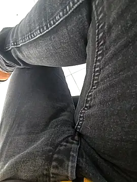 Snapshot of RIP_Curl chatting on November 20, 4:07 pm RIP Curl online show from November 20, 4:07 pm