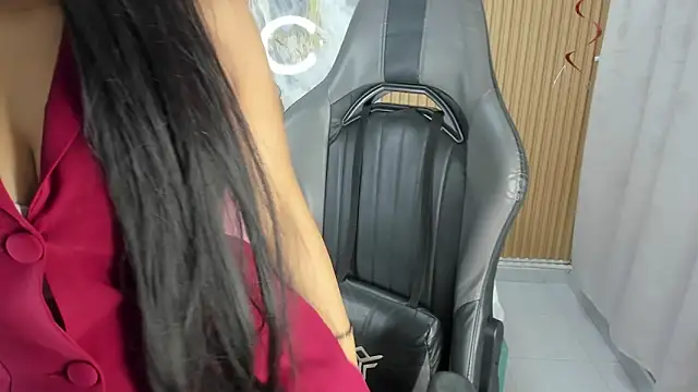 Lili 16 online show from February 9, 11:03 am