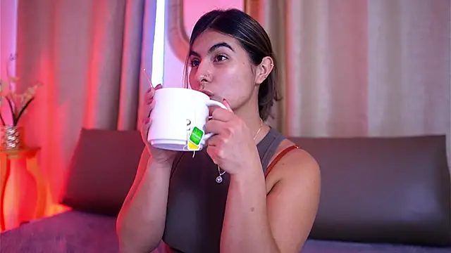 ShelleyMorell online show from October 2, 1:07 pm