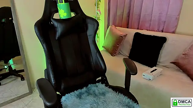 Lilabril online show from March 16, 4:01 pm