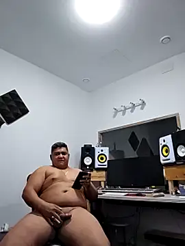 Snapshot of gordito_xx chatting on December 24, 1:39 pm gordito xx online show from December 24, 1:39 pm