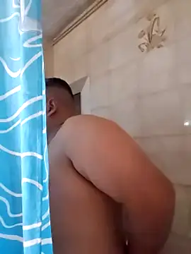 Snapshot of gordito_xx chatting on December 28, 7:33 am gordito xx online show from December 28, 7:33 am
