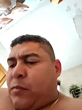 Snapshot of gordito_xx chatting on February 10, 10:40 pm gordito xx online show from February 10, 10:40 pm