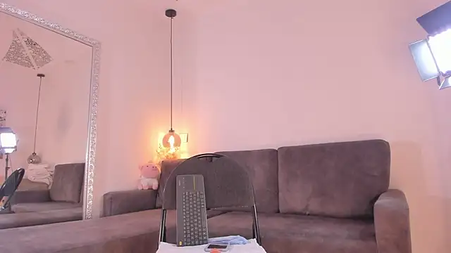 Isabella francoo online show from September 11, 12:27 pm